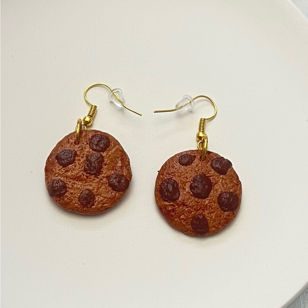 Chocolate chip Cookie earrings